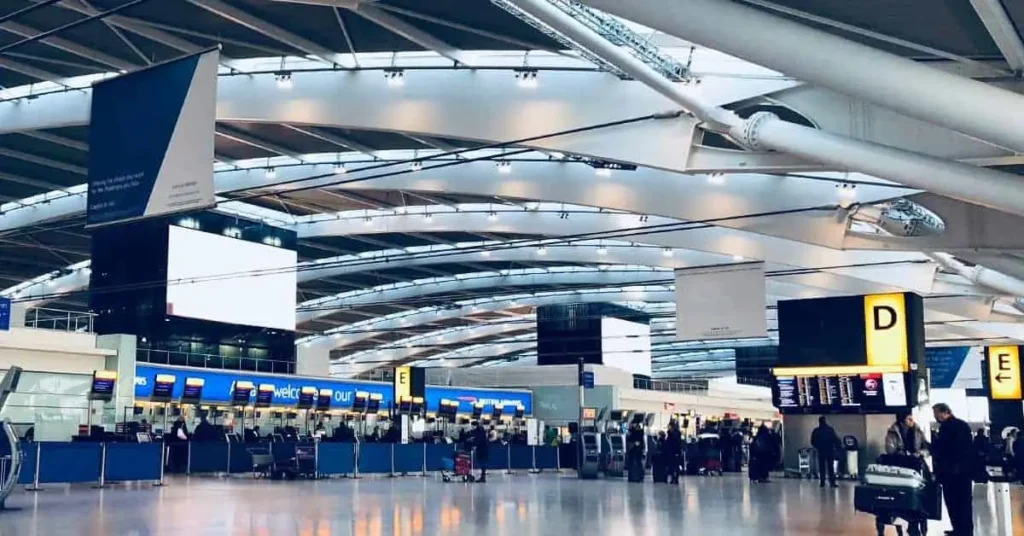 Kettering to Heathrow Airport Transfers